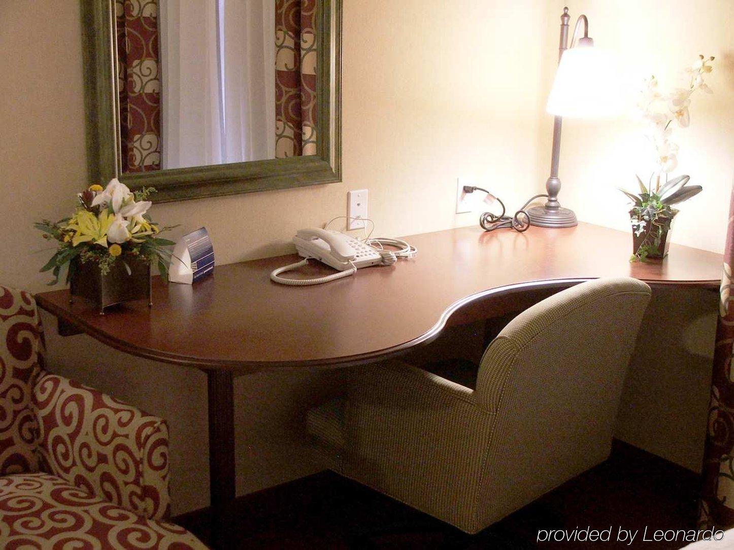Hampton Inn Tremonton Bilik gambar